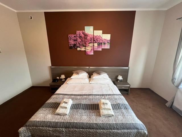 Magnolia Hotel&Restauracja Jawor Dış mekan fotoğraf