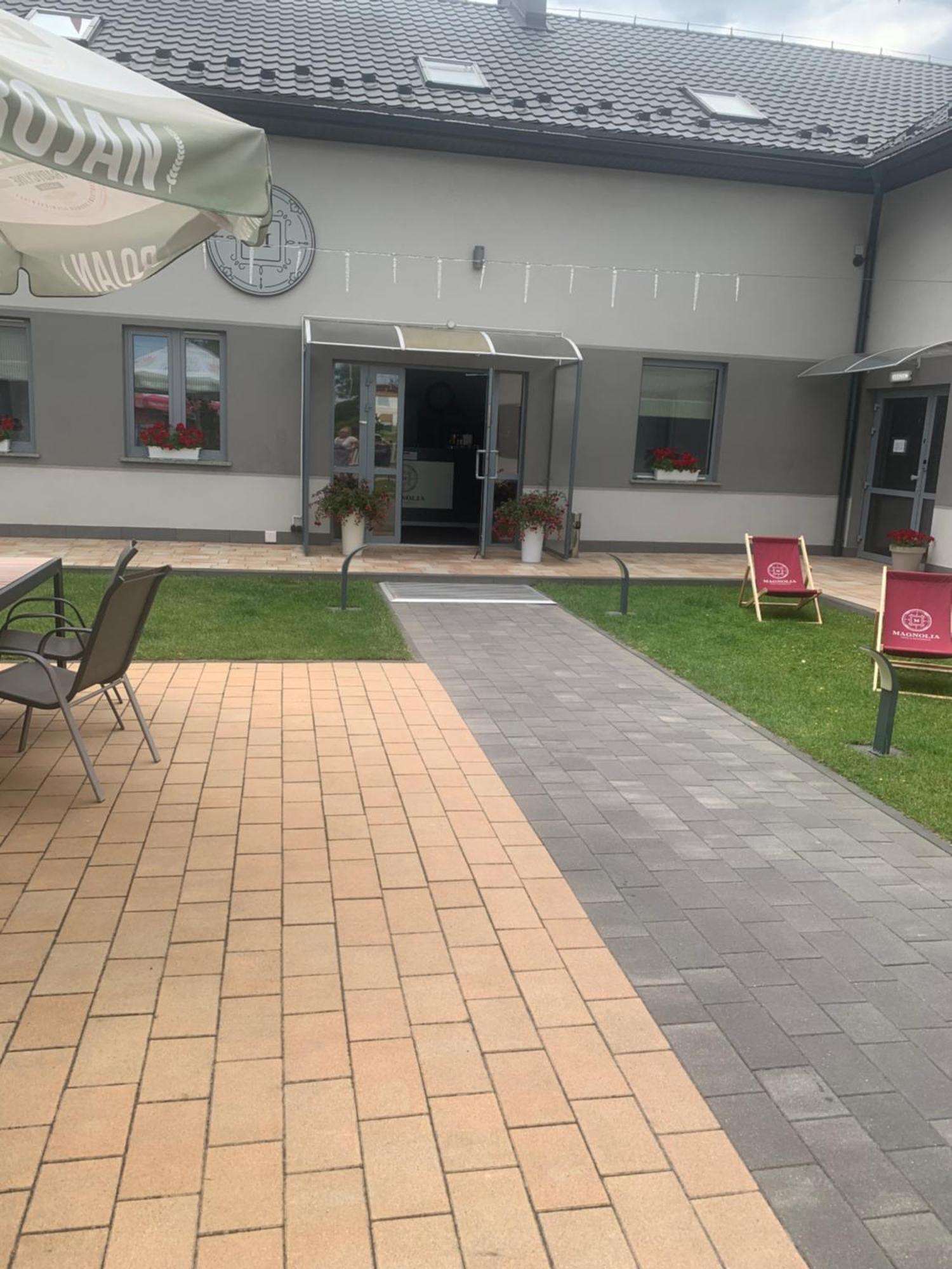 Magnolia Hotel&Restauracja Jawor Dış mekan fotoğraf